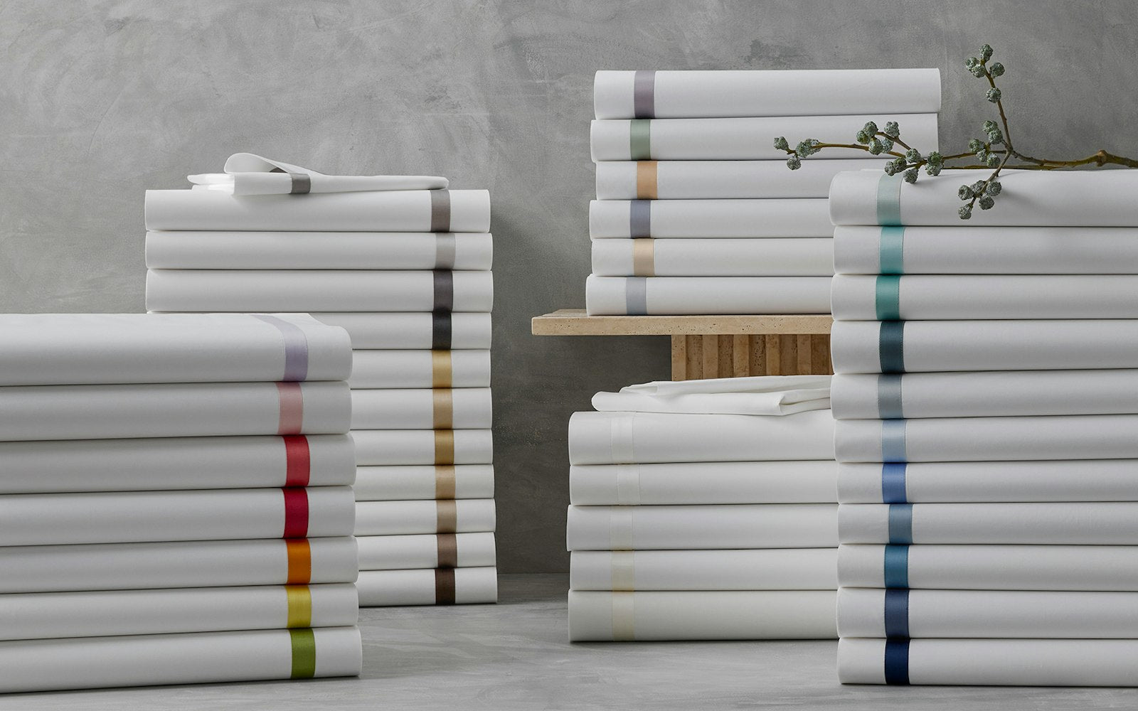 Matouk Lowell Duvet, Dune