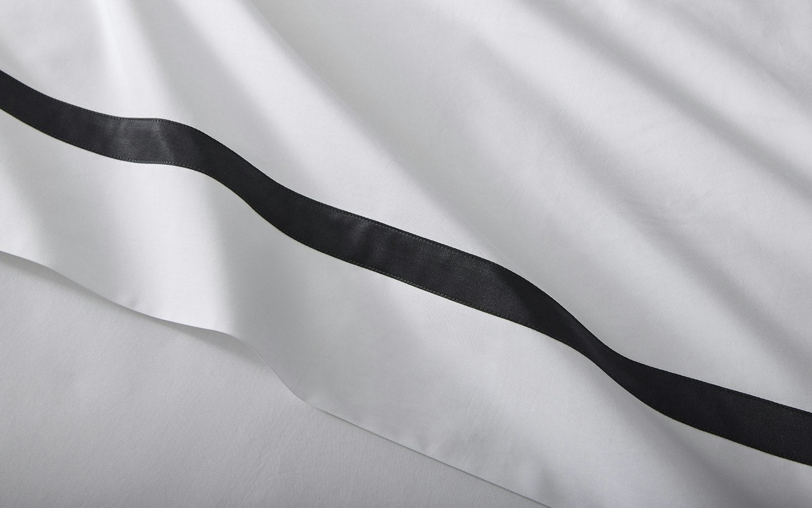 Matouk Lowell Flat Sheet, Dune